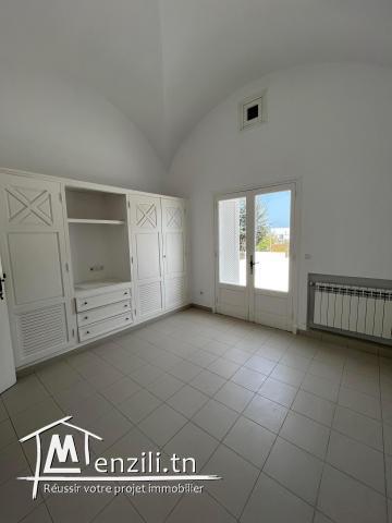 Location -  Étage de villa à Gammarth supérieur