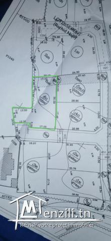 Un bon terrain au zone touristique Djerba