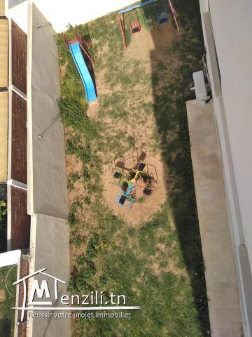 Particulier cède un coquet appartement à mourouj 6