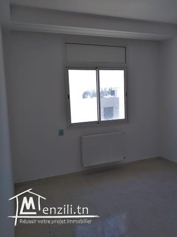 Particulier cède un coquet appartement à mourouj 6