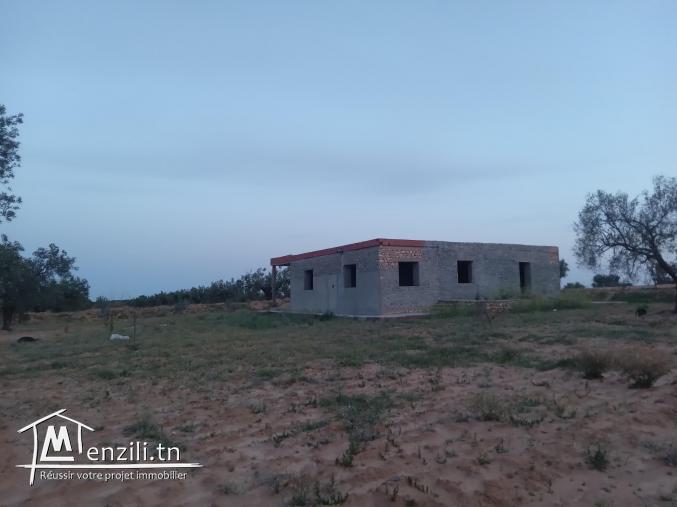 Carcasse villa à vendre wim3aha ardh