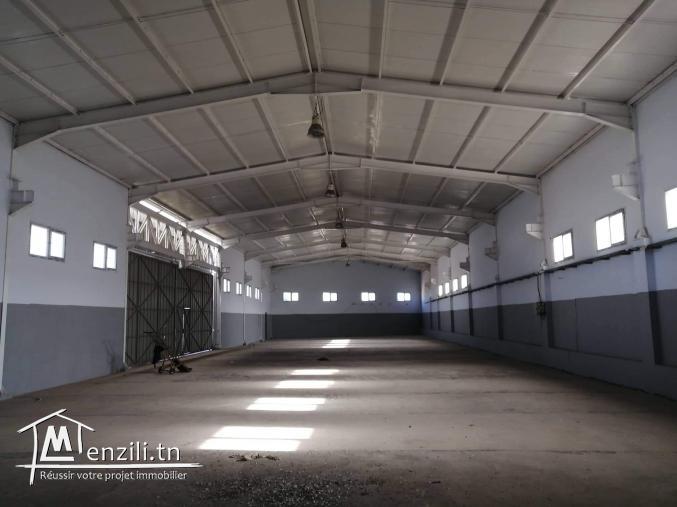 DEPOT ET TERRAIN A VENDRE