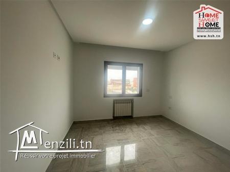 S+3 Dana à Vendre à Ain Zaghouan Nord