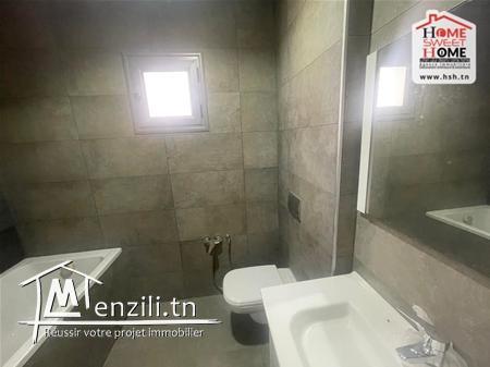 S+3 Dana à Vendre à Ain Zaghouan Nord