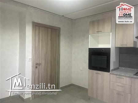 S+3 Dana à Vendre à Ain Zaghouan Nord