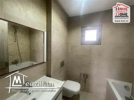 S+3 Dana à Vendre à Ain Zaghouan Nord