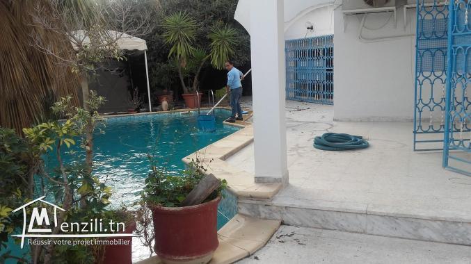 VILLA DE MAîTREa louer 