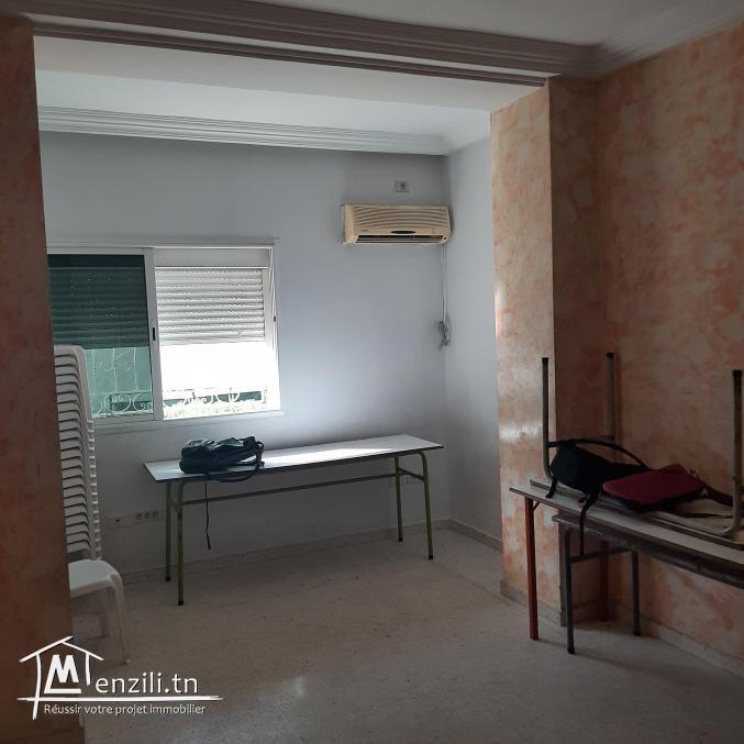 A ventre un appartement à El Menzeh1