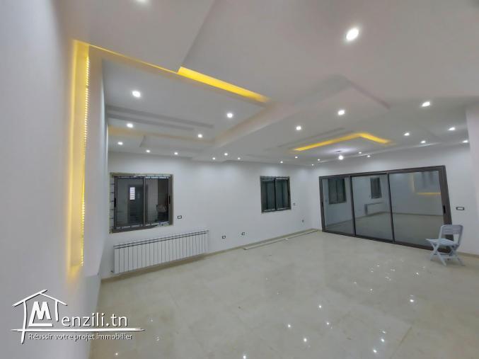A Vendre: Villa Neuve Super Haut Standing a  Borj Cedric