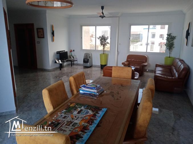 4 appartements 2 garages