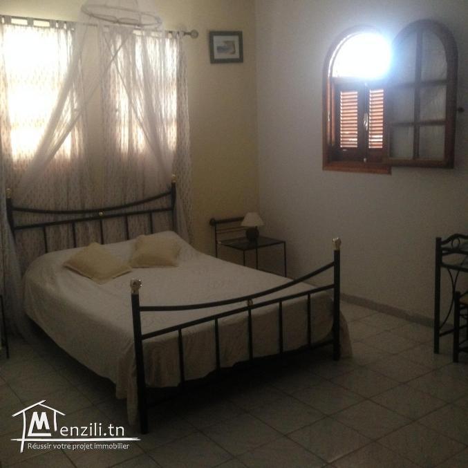 VILLA AVEC PISCINE SANS VIS A VIS