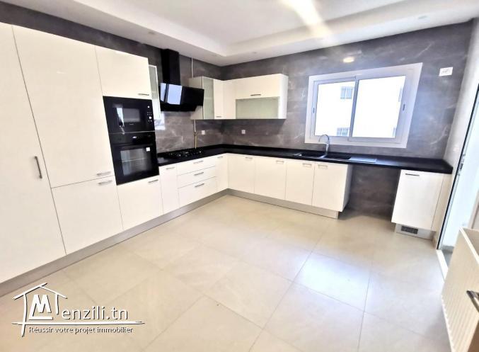 App s3 a louer menzah 9c