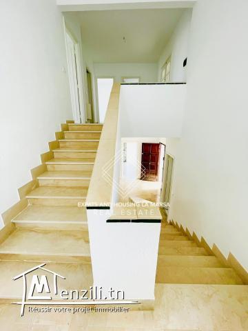 Une charmante Villa S+3 Avec Un beau jardin