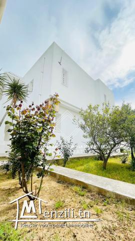 Une charmante Villa S+3 Avec Un beau jardin