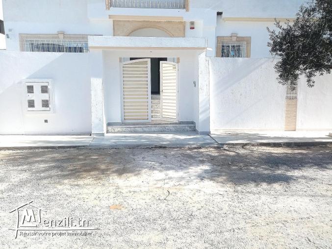 Maison a cité Ennacim (mora)