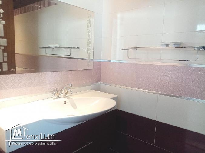 Maison a cité Ennacim (mora)