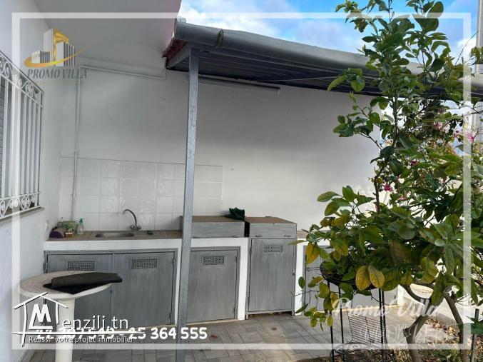 une villa belle villa pas loin de centre ville