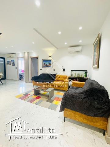 A VENDRE | Un appartement S+3 Rénové Avec Terrasse