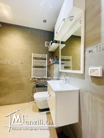 A VENDRE | Un appartement S+3 Rénové Avec Terrasse