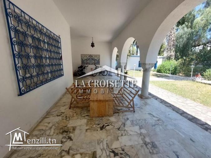 une villa S+6 à Carthage MVL0325