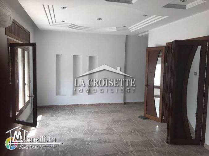 Une villa S+5 à Ain Zaghouan Nord ZVL1348