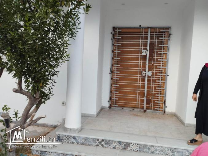 villa à vendre à hamammet derrière mosqué IHSEN