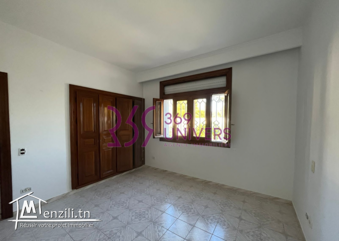 Villa s4 avec piscine à Carthage ref rh002