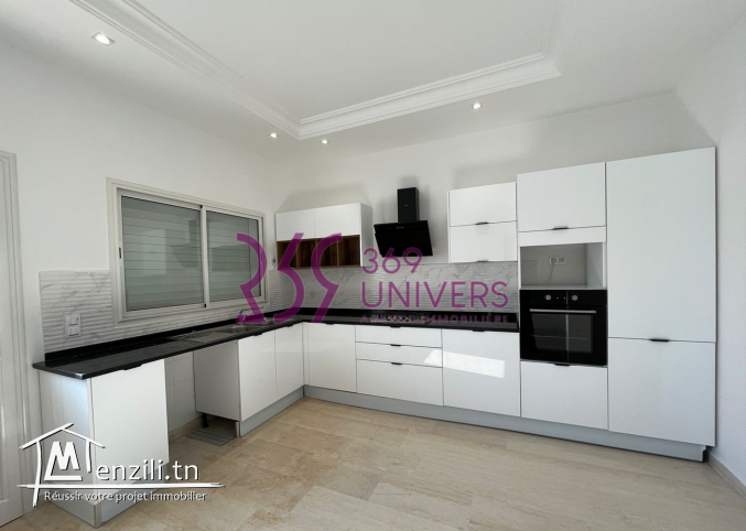 Villa s4 vue sur mer à Gammarth ref rh005