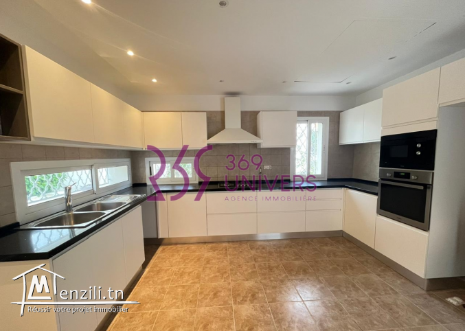 Villa s3 avec piscine à Carthage ref rh007