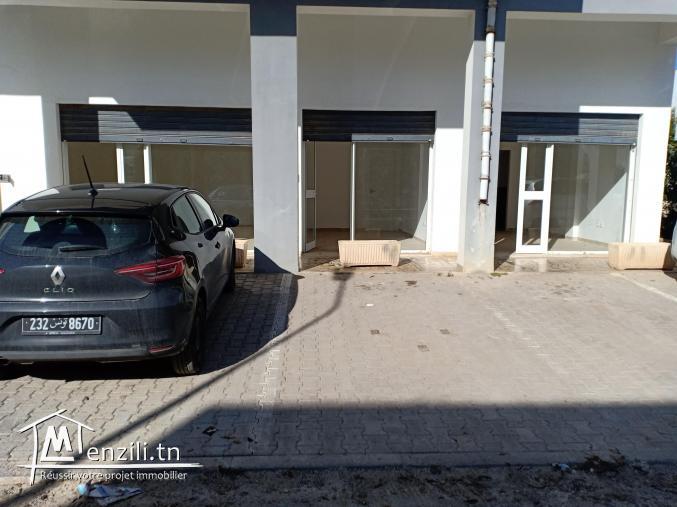 3 boutiques à vendre à la Marsa