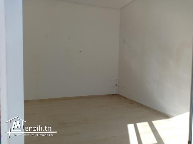 3 boutiques à vendre à la Marsa