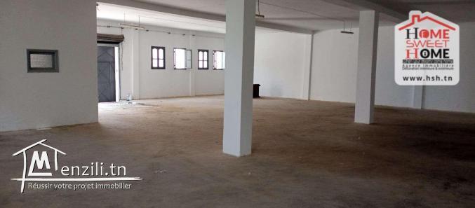 Dépôt Addison à Louer à Sidi Salah