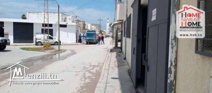 Dépôt Addison à Louer à Sidi Salah