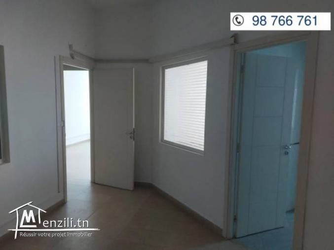 AL un local bureautique 2éme étage a la ZI Mghira