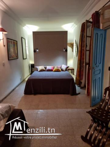 Villa typique avec piscine