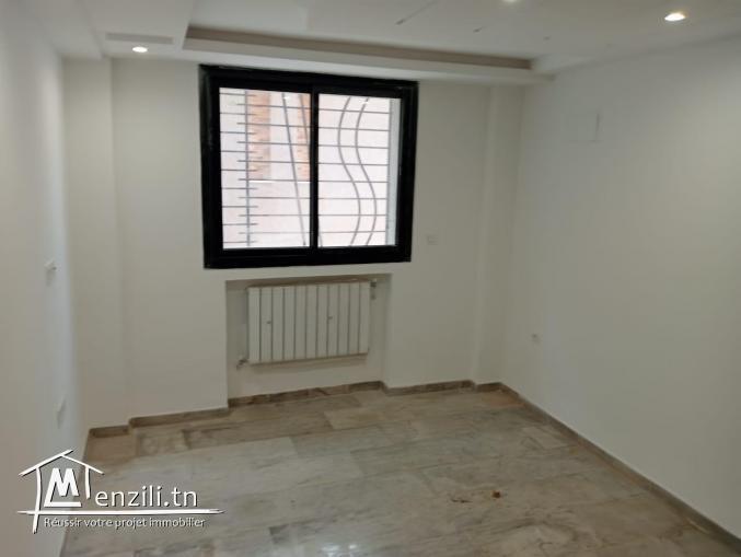 A vendre Un appartement S+2 haut standing au RDC