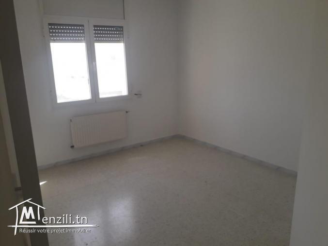 A vendre Un appartement S+2 haut standing au RDC