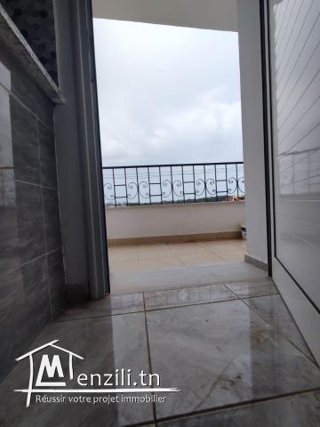 un appartement  à plage ezzahra hammem el ghazez