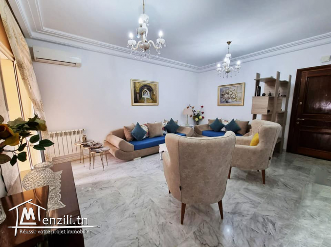 S+3 A vendre  situé à Jardins d'El Menzeh,