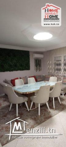 Immeuble Clarisse avec piscine à Vendre à Dar Allouch