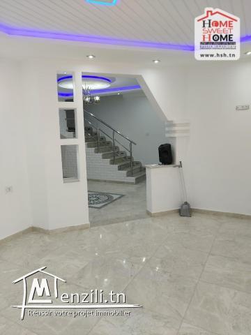 Immeuble Clarisse avec piscine à Vendre à Dar Allouch