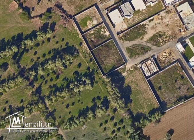 La soukra terrain 676 m2