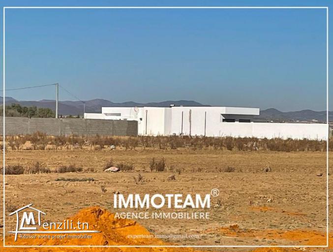 A vendre un terrain à Hammamet sud  28.256.015