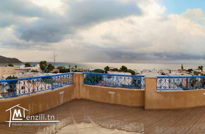 une villa avec piscine a el haouaria