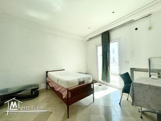 Appartement meublé S3 de 180m², Lac 1