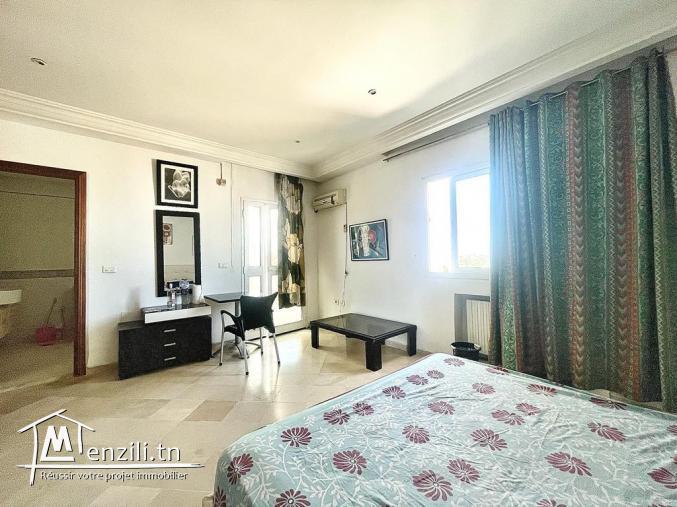 Appartement meublé S3 de 180m², Lac 1