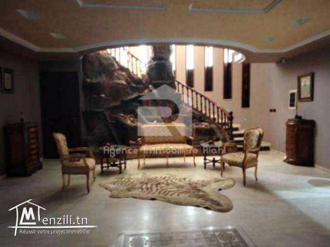 Villa S4 Avec piscine couvert à soviva par nuitée