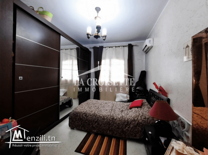 Villa S+5 avec piscine à la Soukra.MVL1367