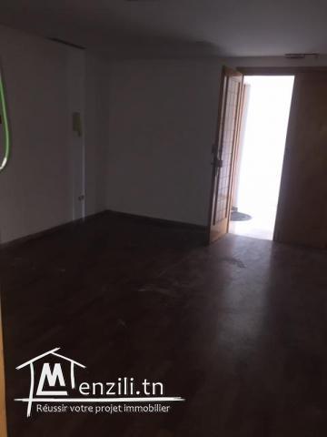 A LOUER BUREAU SPACIEUX