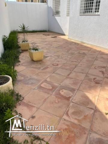 A louer RDC S2 avec terrasse à AFH Mrezga